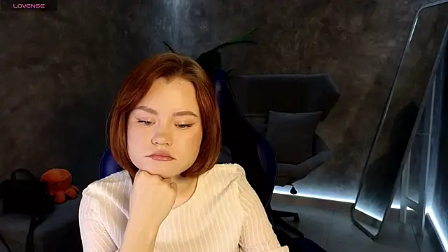 Snapshot of lu_muon chatting on 02-04-25, 01:34 lu muon online show from 02-04-25, 01:34