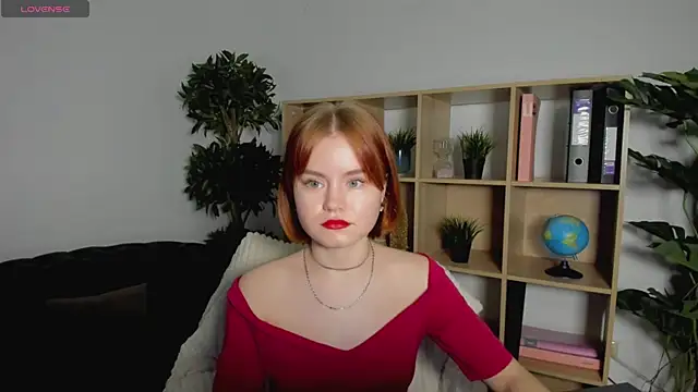 Snapshot of lu_muon chatting on 02-14-25, 01:23 lu muon online show from 02-14-25, 01:23