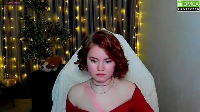 Snapshot of lu_muon chatting on 02-15-25, 04:14 lu muon online show from 02-15-25, 04:14