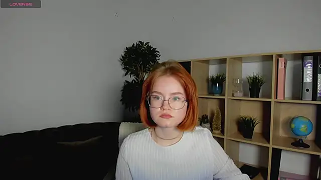 Snapshot of lu_muon chatting on 02-21-25, 01:00 lu muon online show from 02-21-25, 01:00