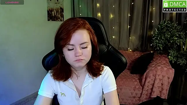 Snapshot of lu_muon chatting on 11-14-25, 11:57 lu muon online show from 11-14-25, 11:57