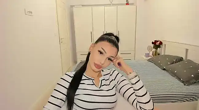 HelenShawn online show from 02-21-25, 02:28