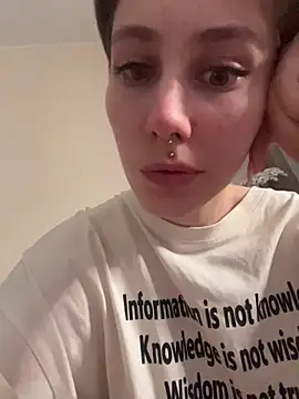 Molli Luv online show from 11-21-25, 01:15