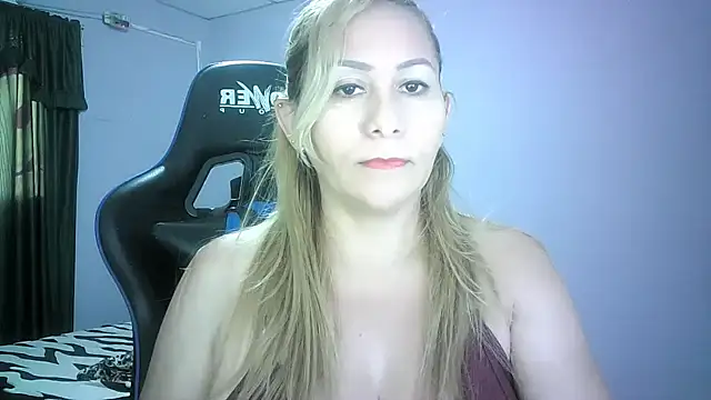 mariana0x online show from 11-11-25, 02:39