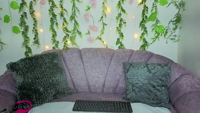 saorisworld online show from 09-13-25, 12:32