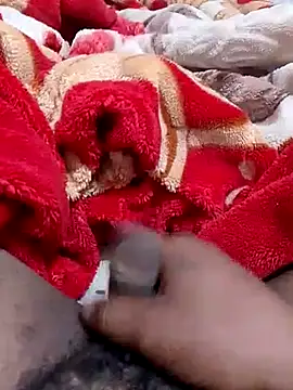 Snapshot of mhmia chatting on 01-22-25, 10:05 mhmia online show from 01-22-25, 10:05