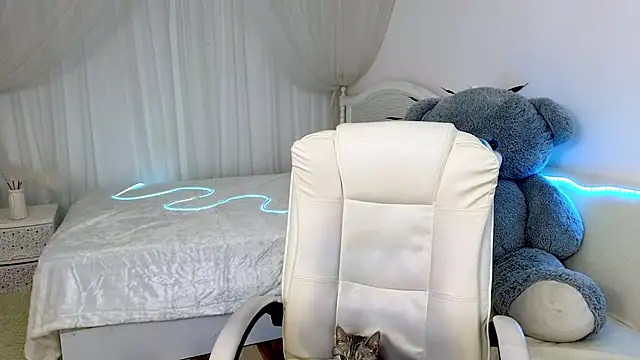 Donna Sun online show from 03-09-25, 05:44