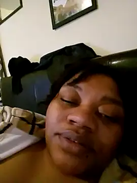 Snapshot of Big_BodyDee chatting on 03-06-25, 02:41 Big BodyDee online show from 03-06-25, 02:41