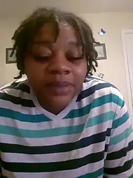 Snapshot of Big_BodyDee chatting on 03-09-25, 03:43 Big BodyDee online show from 03-09-25, 03:43