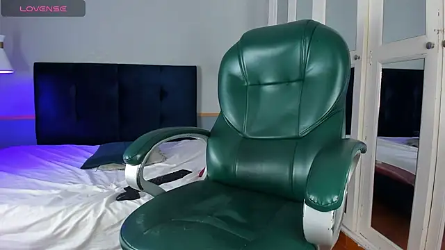 Snapshot of Im_Kael chatting on 01-31-25, 09:26 Im Kael online show from 01-31-25, 09:26