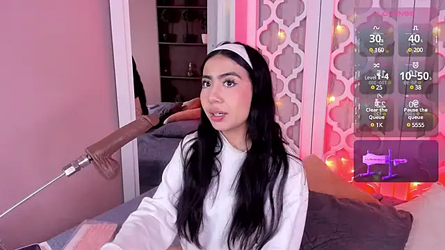 aniie west online show from 02-19-25, 12:11