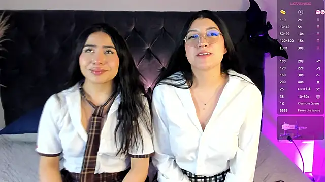 aniie west online show from 10-23-25, 07:07