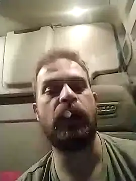 Snapshot of Sborratore1092 chatting on 01-28-25, 02:00 Sborratore1092 online show from 01-28-25, 02:00