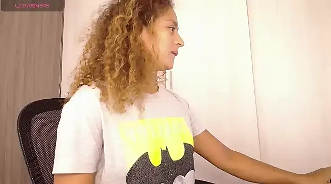 Zoedaniels online show from 01-30-25, 05:49