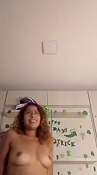 Snapshot of Zoedaniels chatting on 03-18-25, 12:05 Zoedaniels online show from 03-18-25, 12:05