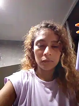 Zoedaniels online show from 03-22-25, 04:35