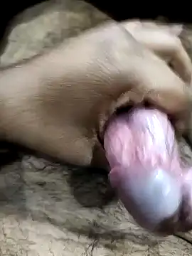 Snapshot of Younme6-9 chatting on 01-23-25, 04:37 Younme6-9 online show from 01-23-25, 04:37