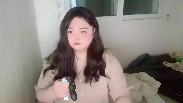 Snapshot of whhbbny chatting on 01-11-26, 10:15 whhbbny online show from 01-11-26, 10:15