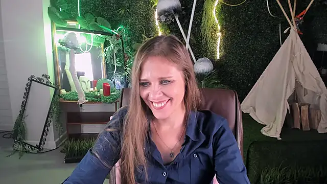 EmiliaBedy online show from 02-05-25, 12:17