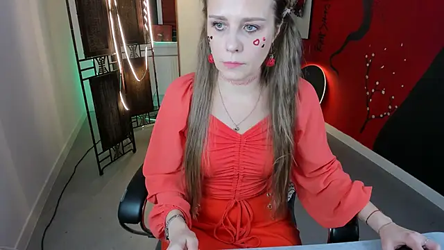 EmiliaBedy online show from 02-14-25, 09:13