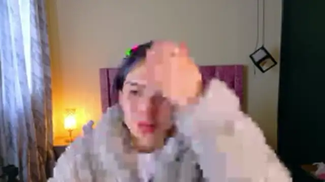 Snapshot of Sofii_cutee chatting on 02-14-26, 12:24 Sofii cutee online show from 02-14-26, 12:24