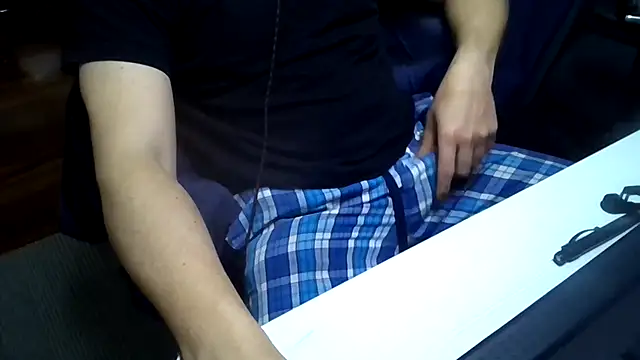 Snapshot of pandaexplorador chatting on 02-23-25, 09:00 pandaexplorador online show from 02-23-25, 09:00