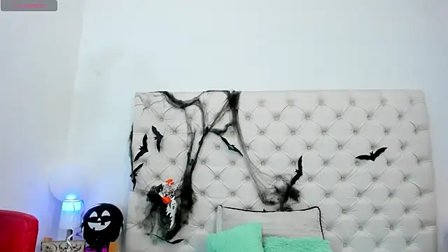 esmeralda06 online show from 10-30-25, 03:24