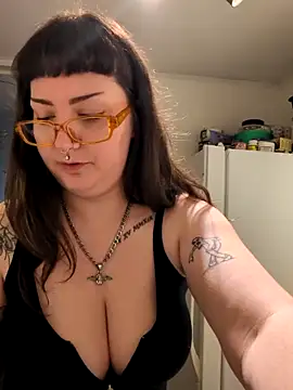 Snapshot of goblingirl888 chatting on 02-12-26, 12:16 goblingirl888 online show from 02-12-26, 12:16