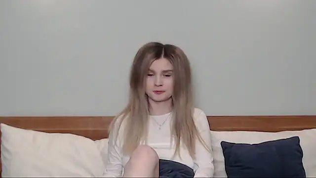 Snapshot of Chloe_Addison chatting on 02-12-25, 11:51 Chloe Addison online show from 02-12-25, 11:51