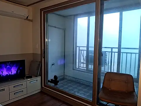 Snapshot of Doh728 chatting on 03-02-25, 07:10 Doh728 online show from 03-02-25, 07:10