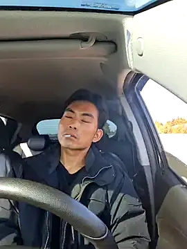 Snapshot of Doh728 chatting on 03-09-25, 01:14 Doh728 online show from 03-09-25, 01:14