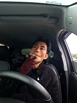 Snapshot of Doh728 chatting on 03-11-25, 03:16 Doh728 online show from 03-11-25, 03:16