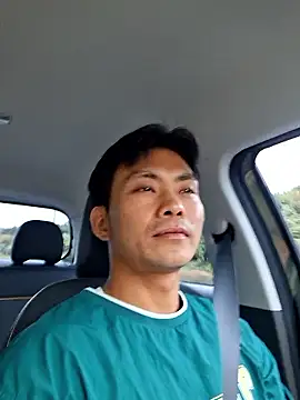 Snapshot of Doh728 chatting on 11-07-25, 11:05 Doh728 online show from 11-07-25, 11:05