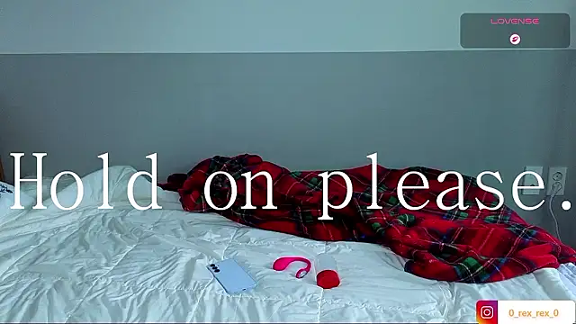 Snapshot of Doh728 chatting on 12-04-25, 12:53 Doh728 online show from 12-04-25, 12:53