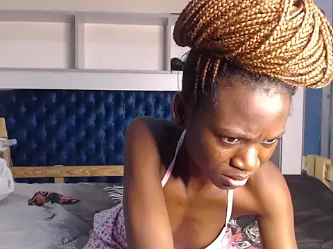 YoungDiva69 online show from 02-01-25, 07:34