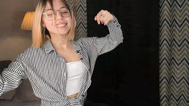 DarelleFare online show from 01-26-25, 12:33