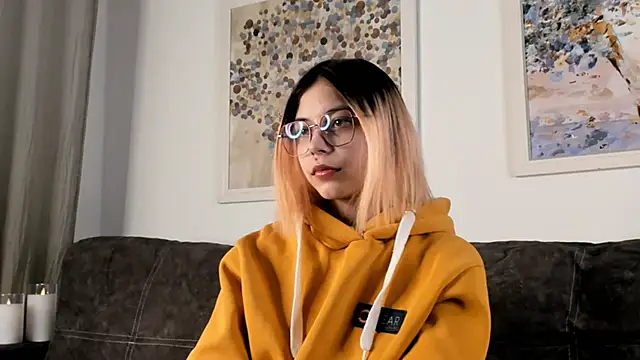 DarelleFare online show from 01-30-25, 11:11