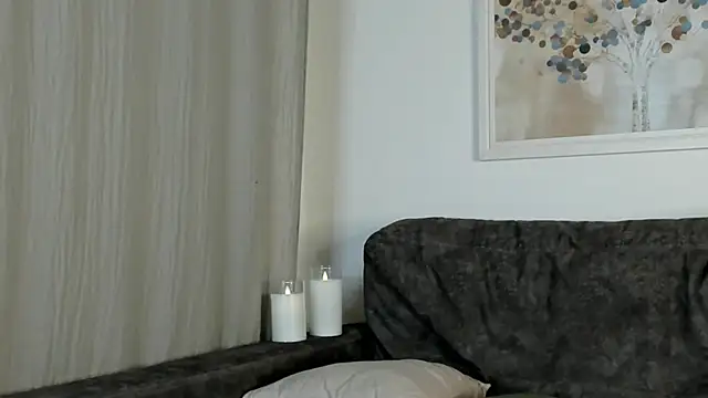 DarelleFare online show from 02-08-25, 02:27