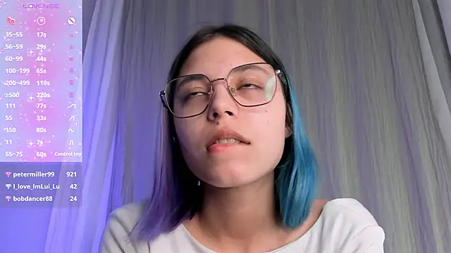 DarelleFare online show from 02-26-25, 05:07