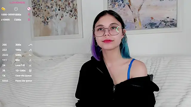 DarelleFare online show from 03-08-25, 11:37