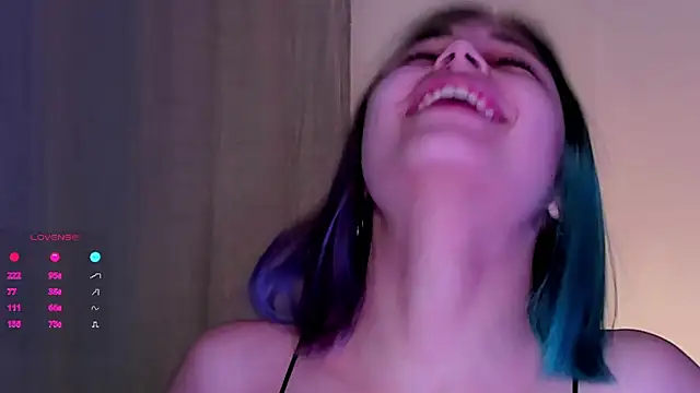 DarelleFare online show from 03-18-25, 02:15