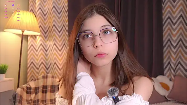 DarelleFare online show from 10-13-25, 11:43