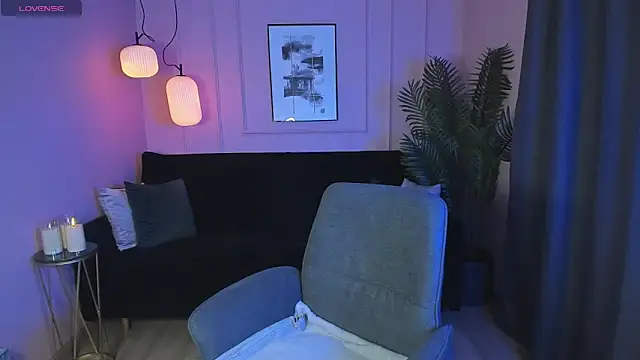 MonicaCheerful online show from 02-16-25, 06:10