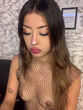 Miss karol online show from 03-26-26, 07:19