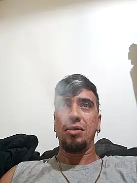 Snapshot of thallespessoa chatting on 09-09-25, 01:16 thallespessoa online show from 09-09-25, 01:16