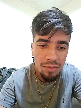 Snapshot of thallespessoa chatting on 09-14-25, 06:40 thallespessoa online show from 09-14-25, 06:40