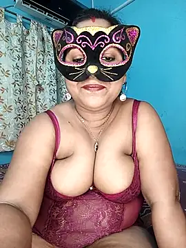 Snapshot of straightthing chatting on 09-08-25, 07:24 straightthing online show from 09-08-25, 07:24