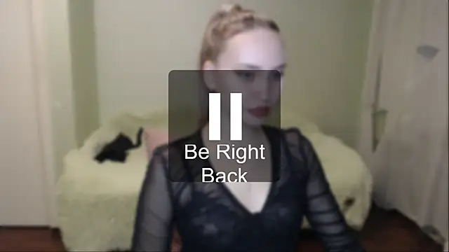 Snapshot of vivian_word chatting on 02-26-25, 05:17 vivian word online show from 02-26-25, 05:17