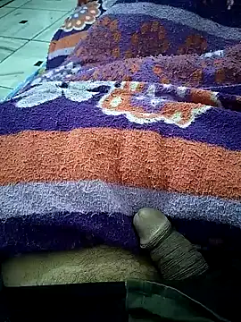 xmanrawan2 online show from 01-25-25, 03:41