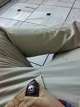 xmanrawan2 online show from 02-21-25, 12:28